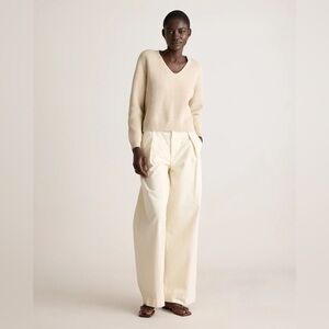 Quince 100% Organic Cotton Fisherman V-Neck Sweater in Speckled Beige